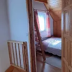 Village - Rena دومبكي