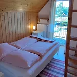 Village - Rena بيت للعطل دومبكي